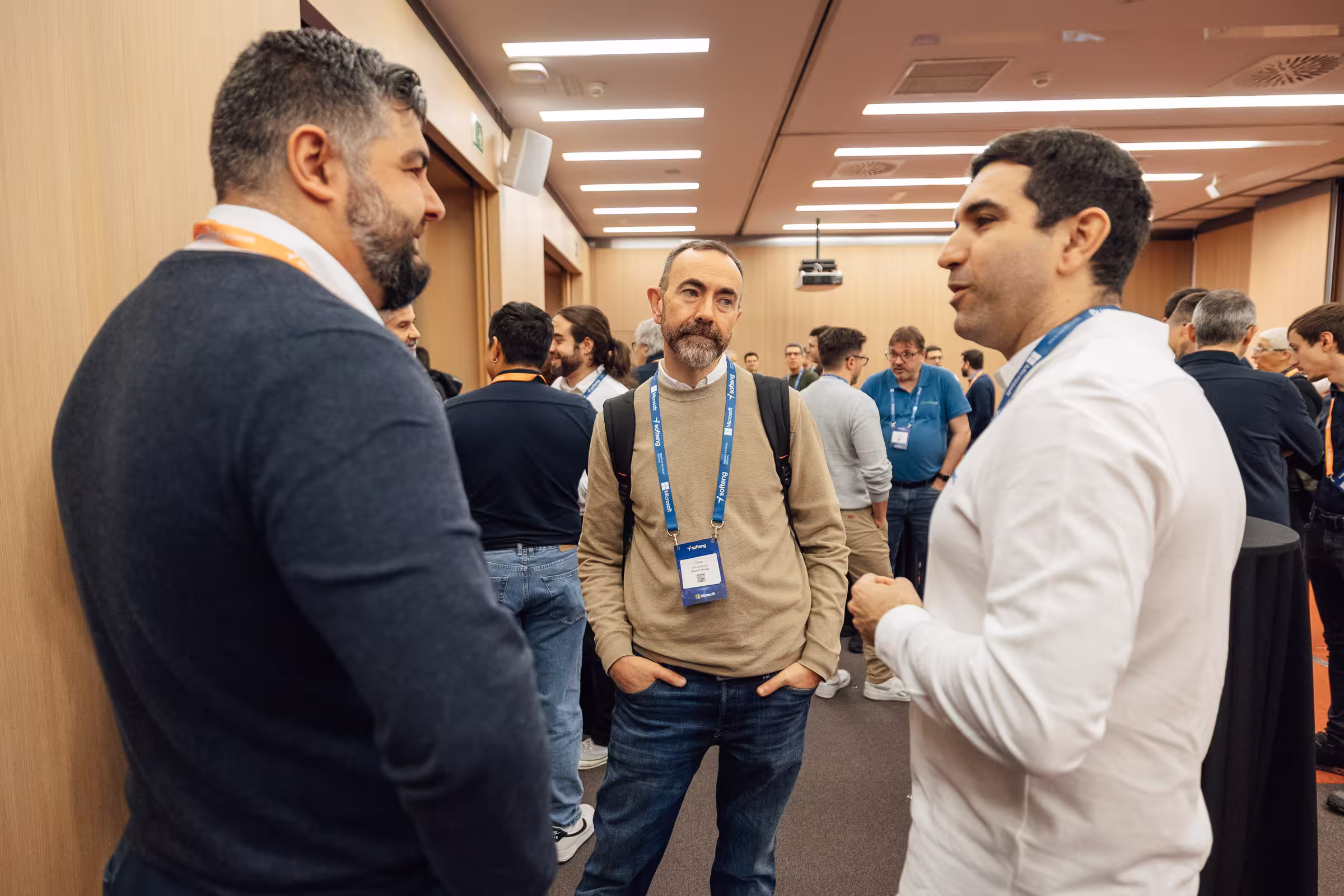 Softeng habla con clientes en el Max Innovation DAY